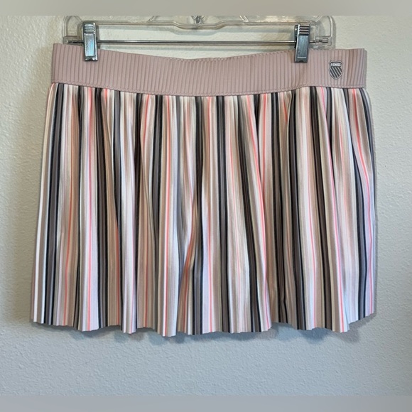 K-SWISS~ Women's Cut Above 14 Inch Pleated Tennis‎ Skort with Pockets Size Large - Picture 6 of 8